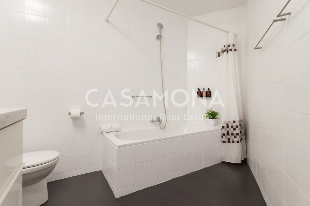 Precioso y moderno apartamento de 2 dormitorios en el corazón de Barcelona Precioso y moderno apartamento de 2 dormitorios en el corazón de Barcelona