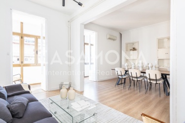 Precioso piso de 5 dormitorios perfectamente ubicado en Gran Vía Precioso piso de 5 dormitorios perfectamente ubicado en Gran Vía