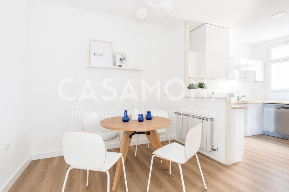 Beautiful 5-Bedroom Apartment Perfectly Located on Gran Via Beautiful 5-Bedroom Apartment Perfectly Located on Gran Via