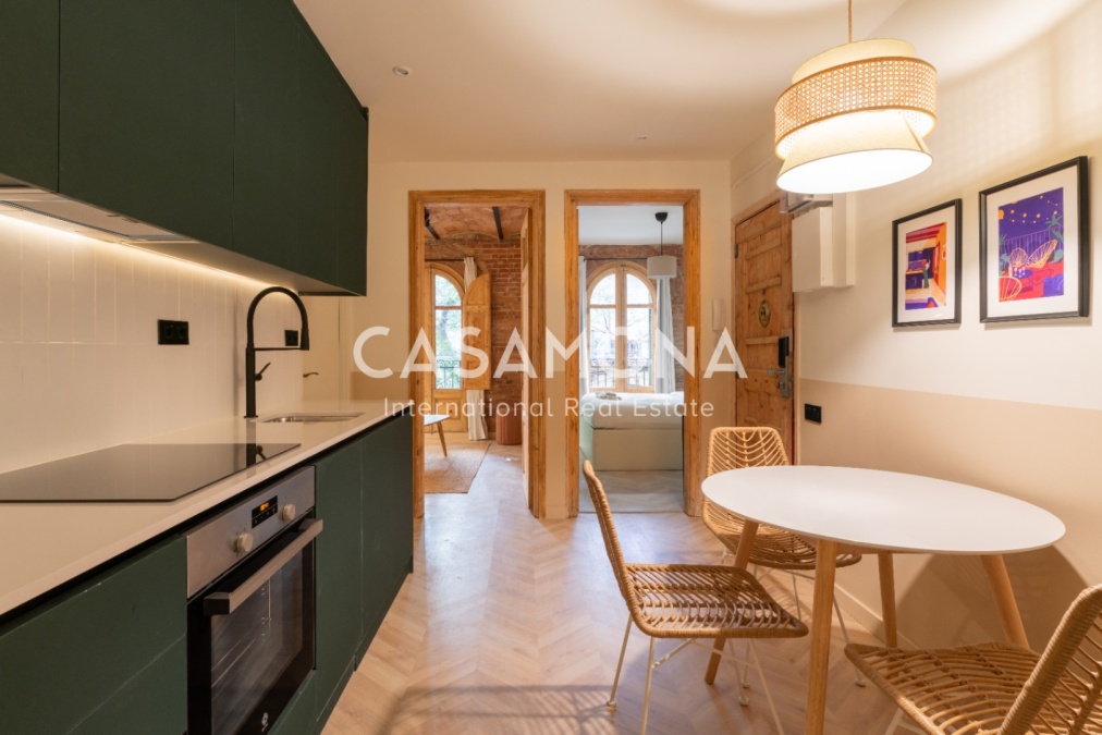 Apartamento de 2 dormitorios recientemente reformado en Poble Sec Apartamento de 2 dormitorios recientemente reformado en Poble Sec