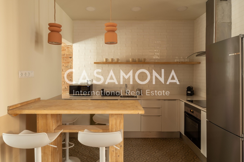 Appartement de 3 chambres récemment rénové avec des caractéristiques catalanes près du Passeig de Gràcia
