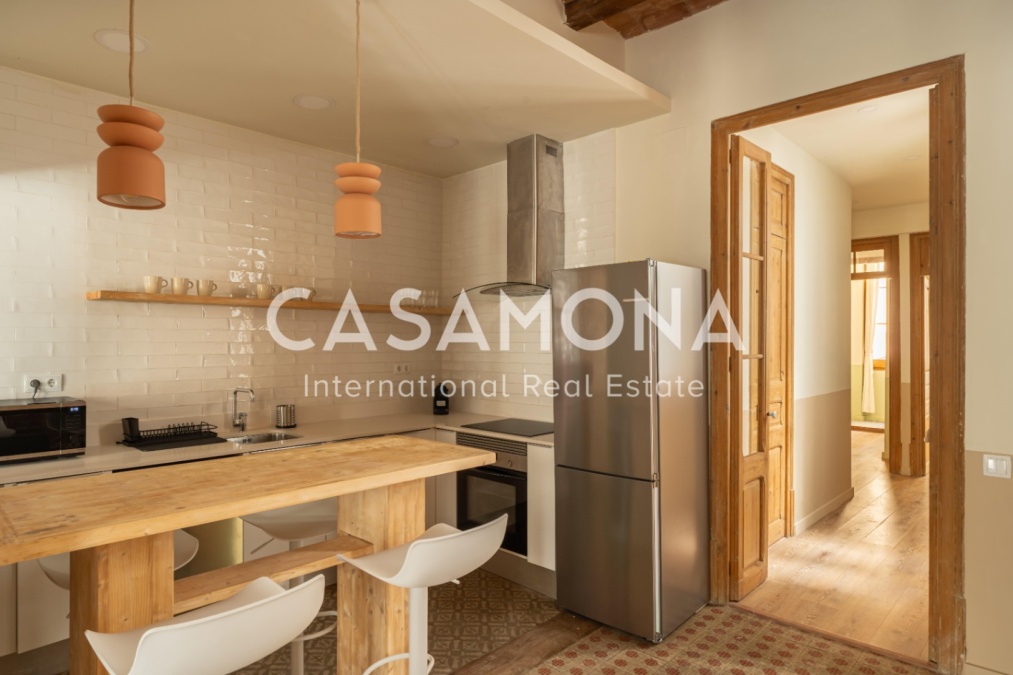 Appartement de 3 chambres récemment rénové avec des caractéristiques catalanes près du Passeig de Gràcia