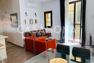 Apartament modern de 2 dormitoris i 2 banys amb característiques tradicionals catalanes a Sant Pere