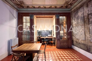 Leben wie ein König: 3-Zimmer, 2-Badezimmer historisches Palastapartment in El Born