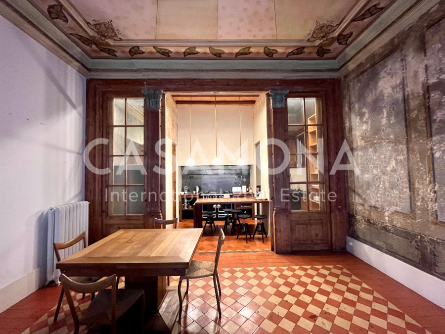 Vive como un rey: Apartamento histórico de 3 habitaciones y 2 baños en El Born Vive como un rey: Apartamento histórico de 3 habitaciones y 2 baños en El Born