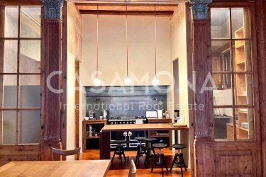 Vive como un rey: Apartamento histórico de 3 habitaciones y 2 baños en El Born