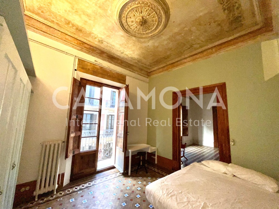 Vive como un rey: Apartamento histórico de 3 habitaciones y 2 baños en El Born Vive como un rey: Apartamento histórico de 3 habitaciones y 2 baños en El Born