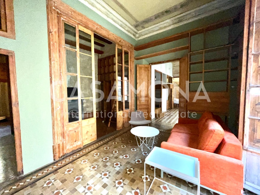 Vive como un rey: Apartamento histórico de 3 habitaciones y 2 baños en El Born Vive como un rey: Apartamento histórico de 3 habitaciones y 2 baños en El Born