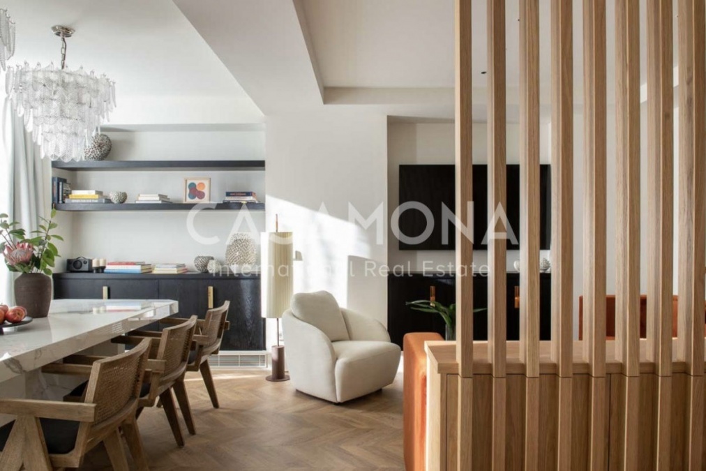 Unglaubliches, voll ausgestattetes Penthouse mit 3 Schlafzimmern in Passeig de Gracia