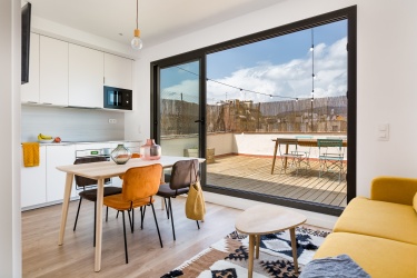 Modernes Penthouse mit 1 Schlafzimmer und geräumiger Terrasse in Eixample Dreta