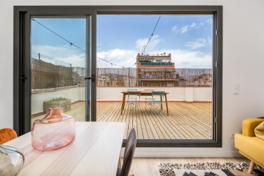 Modernes Penthouse mit 1 Schlafzimmer und geräumiger Terrasse in Eixample Dreta