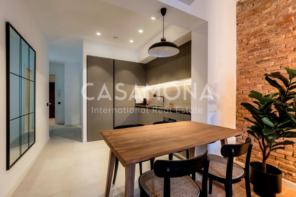 Moderno y totalmente equipado apartamento de 2 dormitorios con gran terraza privada Moderno y totalmente equipado apartamento de 2 dormitorios con gran terraza privada