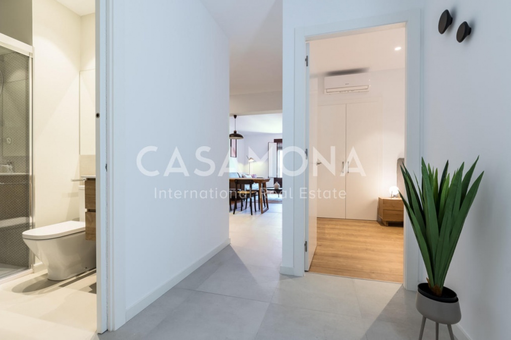 Apartament modern i totalment equipat de 2 dormitoris amb enorme terrassa privada Apartament modern i totalment equipat de 2 dormitoris amb enorme terrassa privada