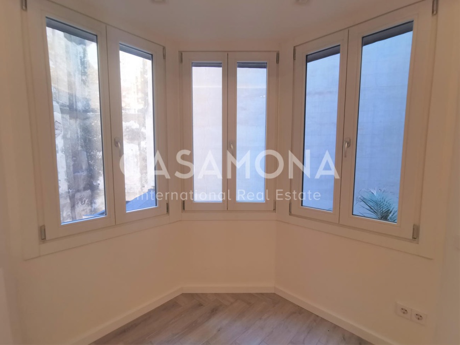 Neu renovierte Wohnung in der Via Laietana große Gemeinschaftsterrasse mit Aussicht