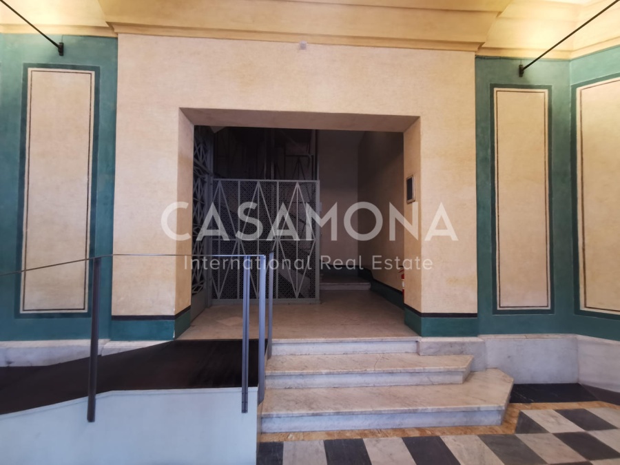 New Renovated Apartment on Via Laietana - great location - No Cedula 