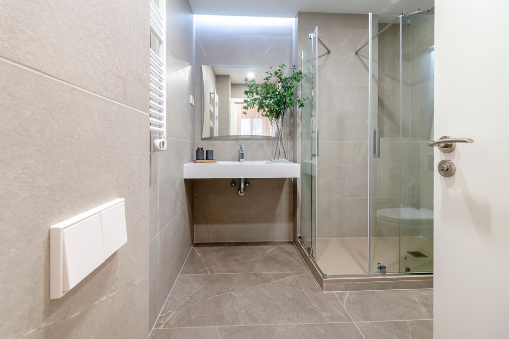 New Renovated Apartment on Via Laietana - great location - No Cedula 