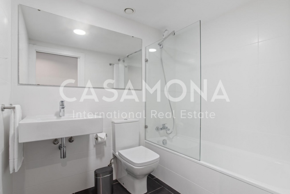 Appartement moderne et élégant de 2 chambres et 2 salles de bains dans le prochain Poblenou Appartement moderne et élégant de 2 chambres et 2 salles de bains dans le prochain Poblenou