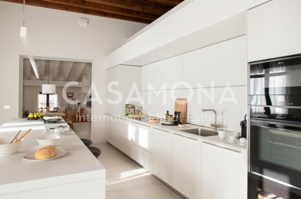 Increïble Apartament Premium de 3 Dormitoris amb SPA a Gòtic Increïble Apartament Premium de 3 Dormitoris amb SPA a Gòtic