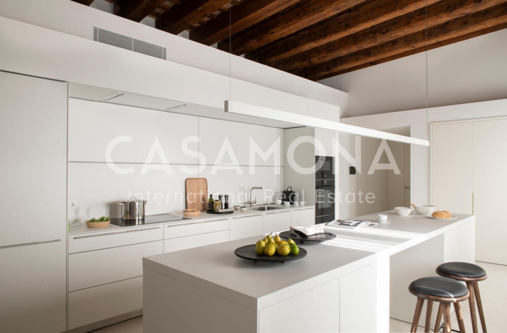 Incredible 3 Bedrooms Premium Apartment with a SPA in Gótico