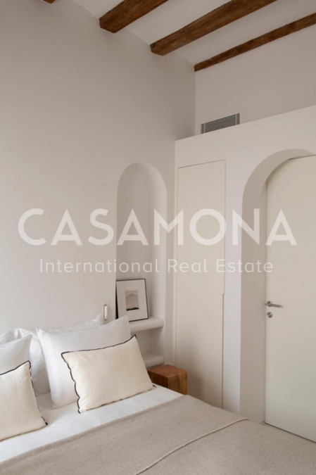 Magnífico apartamento de 3 dormitorios en un antiguo palacio con SPA en Gótico Magnífico apartamento de 3 dormitorios en un antiguo palacio con SPA en Gótico