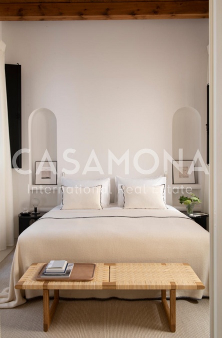 Magnificent 3 Bedroom Apartment in a Former Palace with a SPA in Gótico Magnificent 3 Bedroom Apartment in a Former Palace with a SPA in Gótico