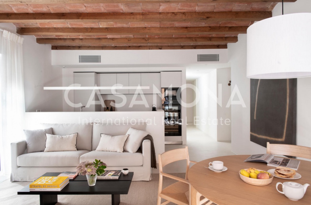 SCHÖNE 3-ZIMMER-WOHNUNG IN EINEM EHEMALIGEN PALAST MIT SPA IN GÓTICO SCHÖNE 3-ZIMMER-WOHNUNG IN EINEM EHEMALIGEN PALAST MIT SPA IN GÓTICO
