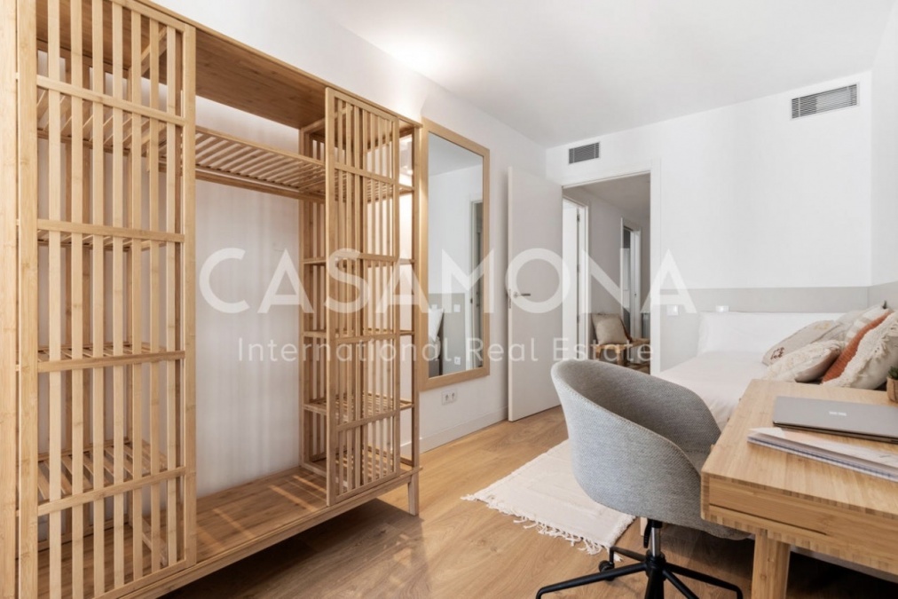 Apartamento moderno y elegante en Gracia con balcón privado