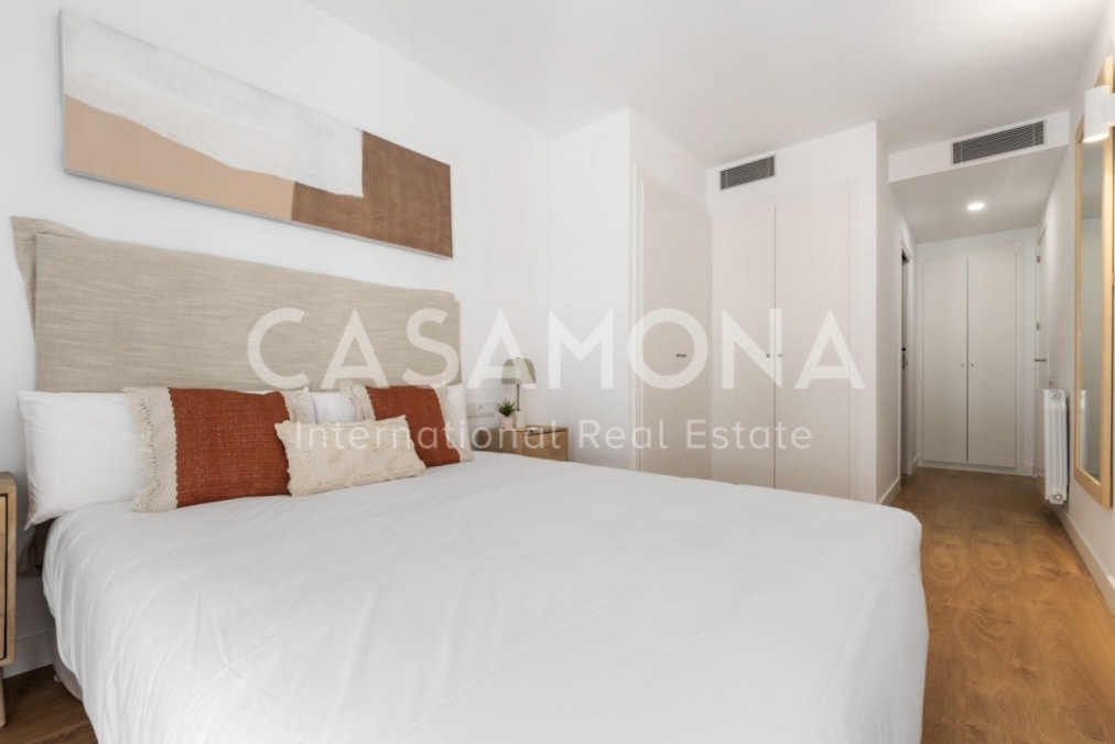 Apartamento moderno y elegante en Gracia con balcón privado