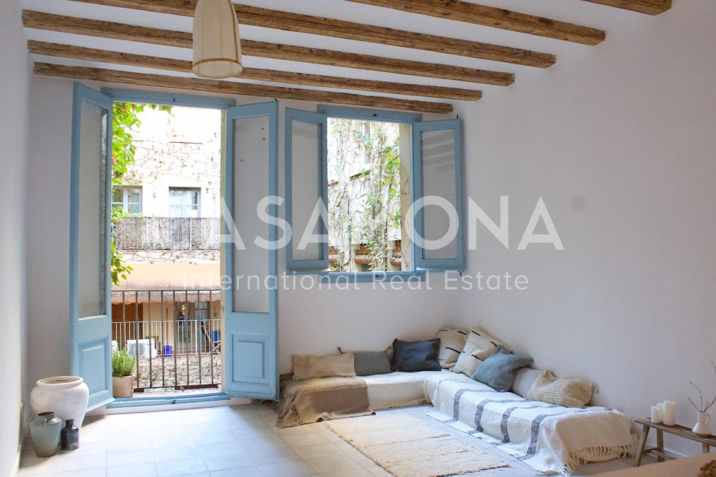 VENUT Apartament Boho-Chic El Born recentment renovat amb ascensor i bonic balcó VENUT Apartament Boho-Chic El Born recentment renovat amb ascensor i bonic balcó