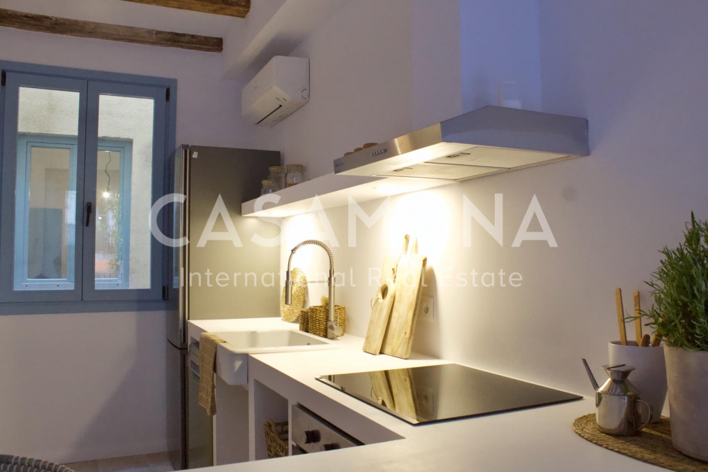 VENUT Apartament Boho-Chic El Born recentment renovat amb ascensor i bonic balcó VENUT Apartament Boho-Chic El Born recentment renovat amb ascensor i bonic balcó