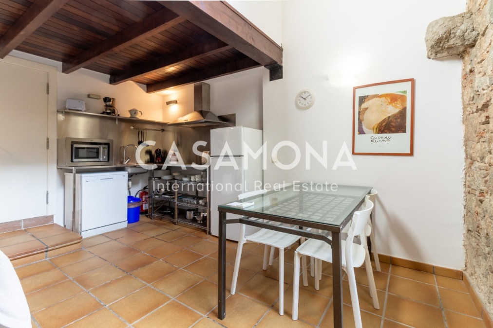 Lluminós apartament dúplex de 2 dormitoris amb una gran terrassa privada Lluminós apartament dúplex de 2 dormitoris amb una gran terrassa privada