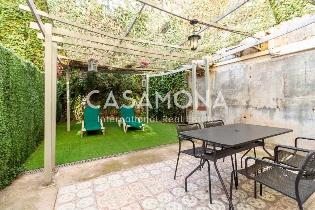 Helle Maisonette-Wohnung mit 2 Schlafzimmern und riesiger privater Terrasse Helle Maisonette-Wohnung mit 2 Schlafzimmern und riesiger privater Terrasse