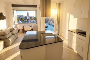 Luxury Apartment Exclusive Waterfront Residence with Panoramic Harbour Views- Terrace and an Elevator Luxury Apartment Exclusive Waterfront Residence with Panoramic Harbour Views- Terrace and an Elevator