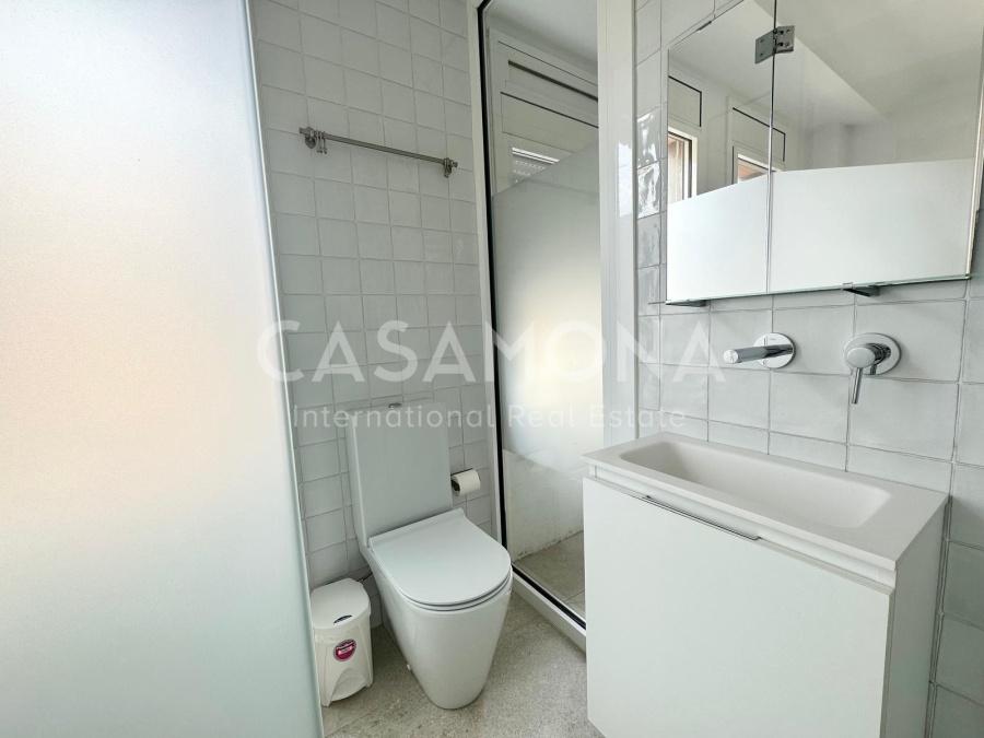 Apartament de luxe, residència exclusiva a la vora del mar amb vistes panoràmiques al port - terrassa i ascensor