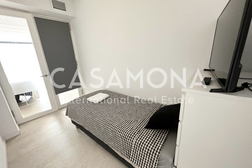 Luxury Apartment Exclusive Waterfront Residence with Panoramic Harbour Views- Terrace and an Elevator 
