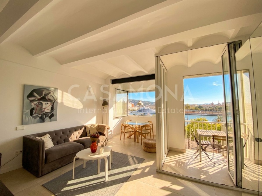 Apartament de luxe, residència exclusiva a la vora del mar amb vistes panoràmiques al port - terrassa i ascensor