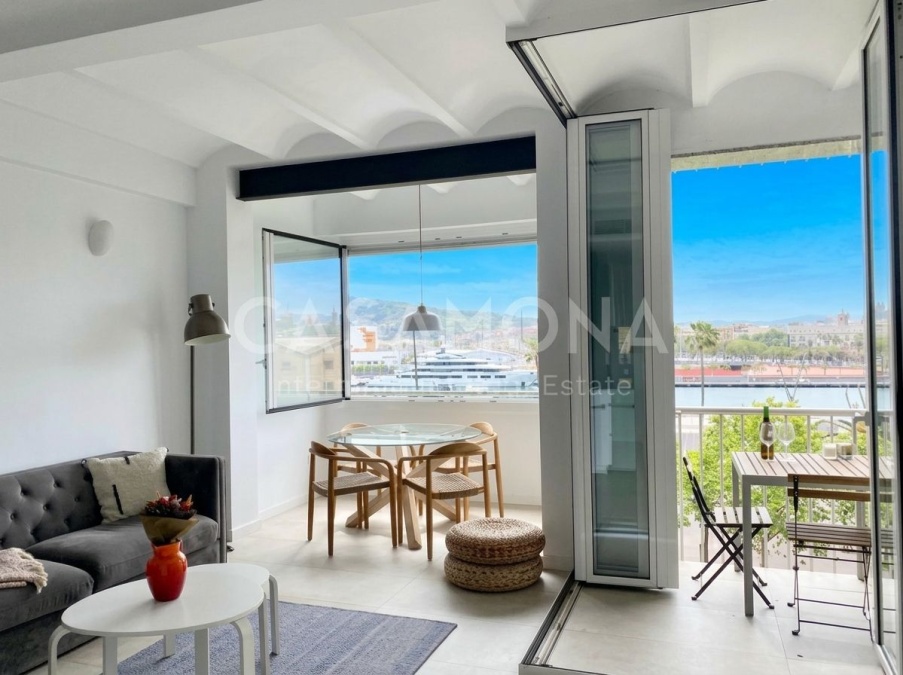 Luxury Apartment Exclusive Waterfront Residence with Panoramic Harbour Views- Terrace and an Elevator Luxury Apartment Exclusive Waterfront Residence with Panoramic Harbour Views- Terrace and an Elevator