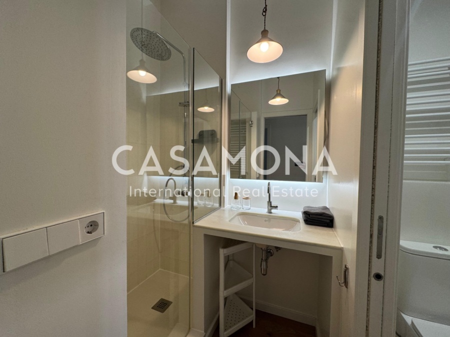 Increíble apartamento espacioso con balcón y lujoso estilo catalán Increíble apartamento espacioso con balcón y lujoso estilo catalán