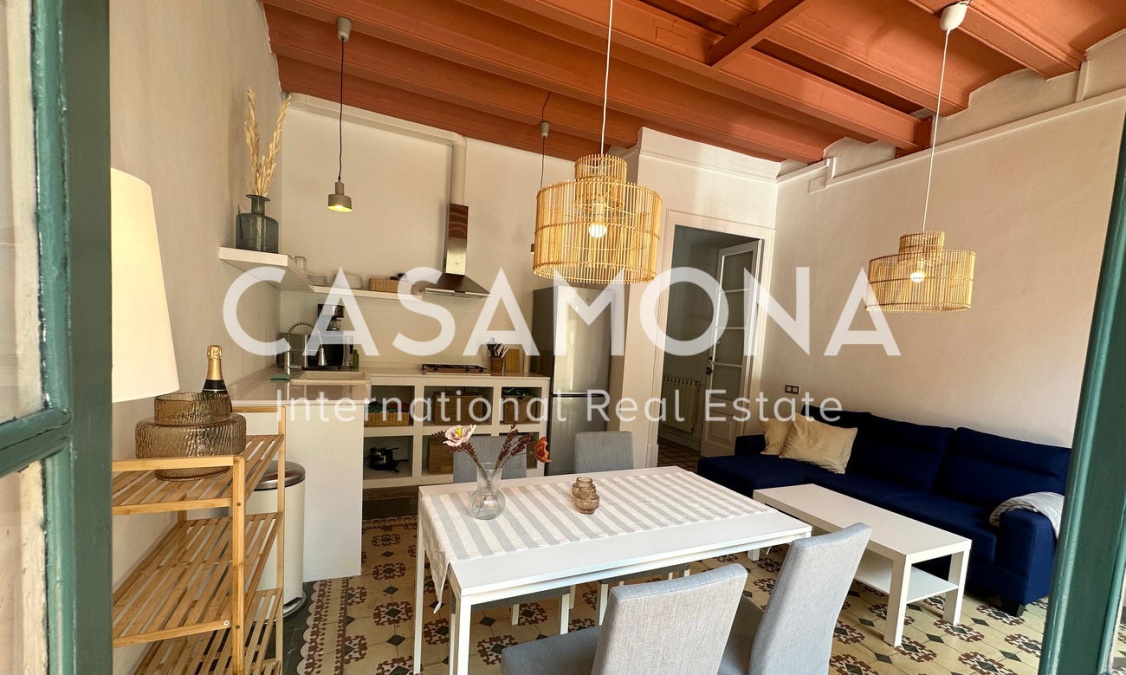 Oasis de diseño en El Gòtic: joya de 4 habitaciones con 2 balcones franceses Oasis de diseño en El Gòtic: joya de 4 habitaciones con 2 balcones franceses