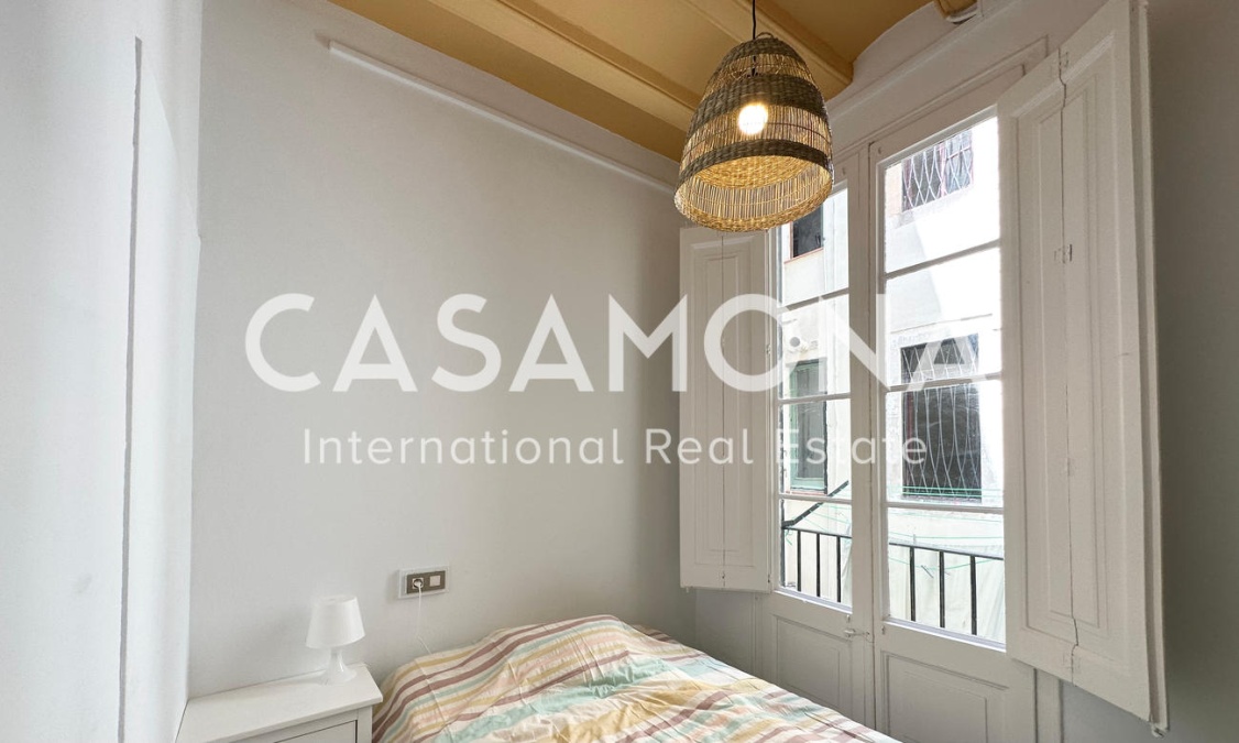 Oasis Design dans El Gòtic : Bijou de 4 Chambres avec 2 Balcons Français Oasis Design dans El Gòtic : Bijou de 4 Chambres avec 2 Balcons Français