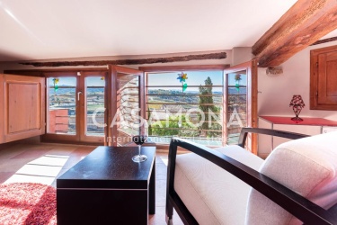 Hôtel boutique avec 10 chambres et 12 salles de bains dans la célèbre région viticole du Priorat, situé près de Tarragone