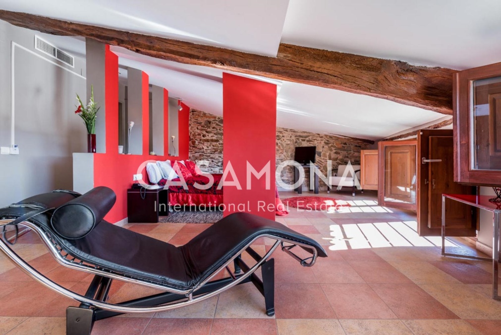 Hôtel boutique avec 10 chambres et 12 salles de bains dans la célèbre région viticole du Priorat, situé près de Tarragone
