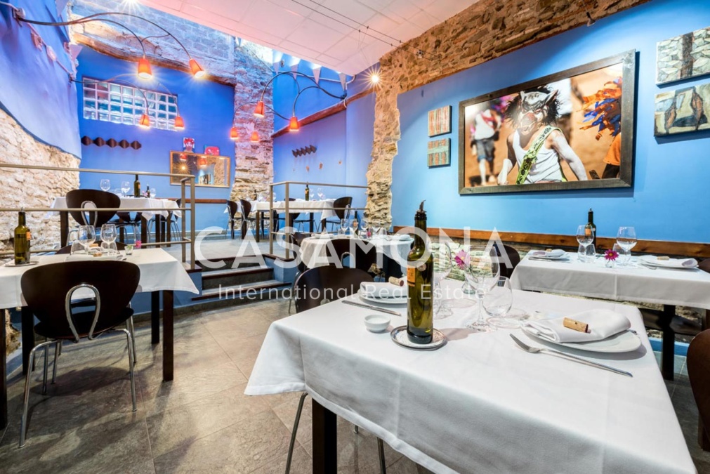 Hôtel boutique avec 10 chambres et 12 salles de bains dans la célèbre région viticole du Priorat, situé près de Tarragone