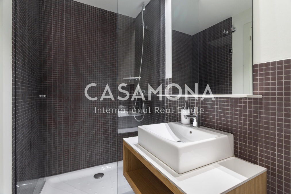 Apartament luxós de 2 habitacions amb vistes al port vell Apartament luxós de 2 habitacions amb vistes al port vell