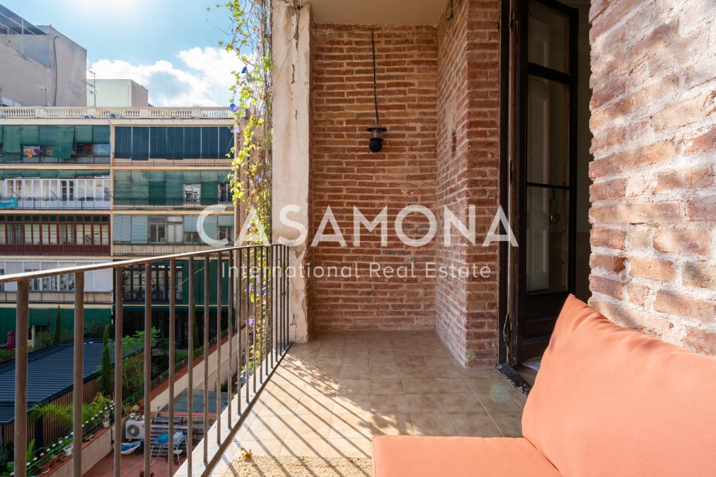 Geräumiges Apartment mit 1 Schlafzimmer und eigenem Balkon im Zentrum von Eixample Geräumiges Apartment mit 1 Schlafzimmer und eigenem Balkon im Zentrum von Eixample