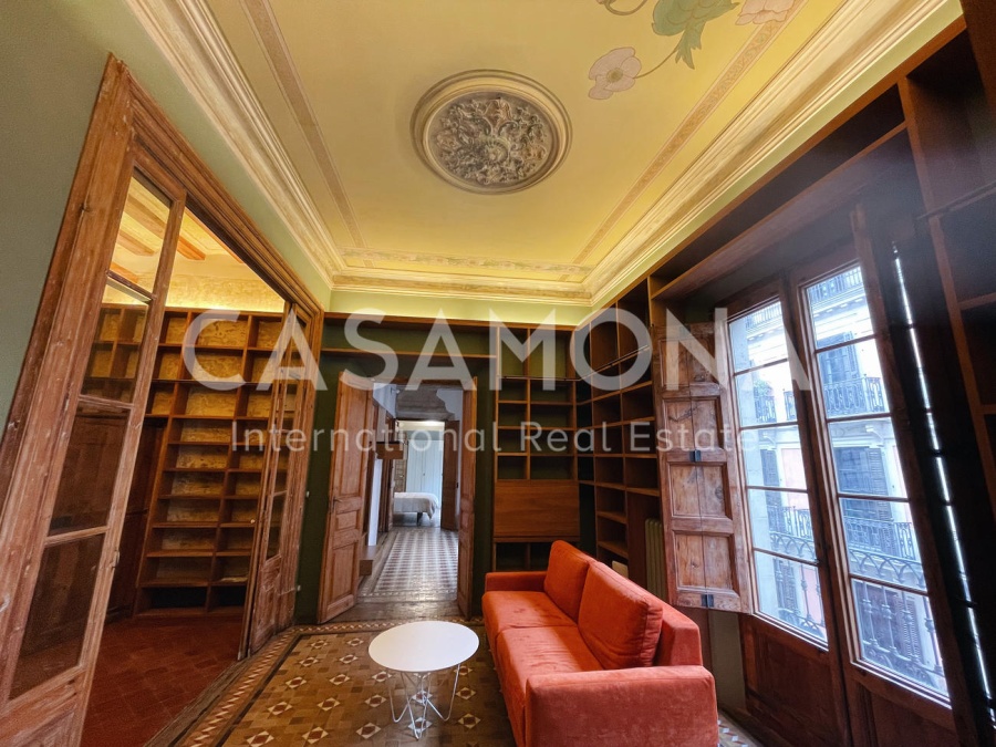 Unique Historic Apartment in El Born with 2 Large Terraces