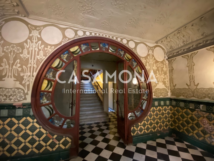 Bel appartement historique de 1936 à El Born avec 2 grandes terrasses Bel appartement historique de 1936 à El Born avec 2 grandes terrasses