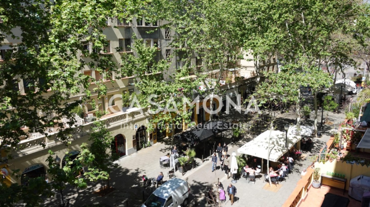 Apartament de 3 Dormitoris a Reformar amb Ascensor just al costat de la Platja