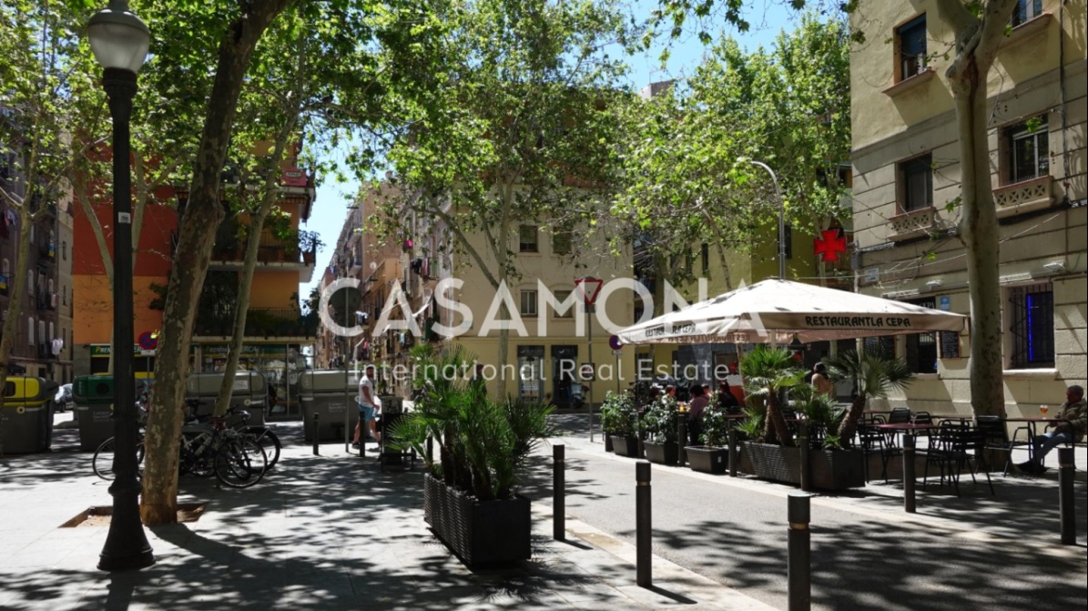 Apartament de 3 Dormitoris a Reformar amb Ascensor just al costat de la Platja