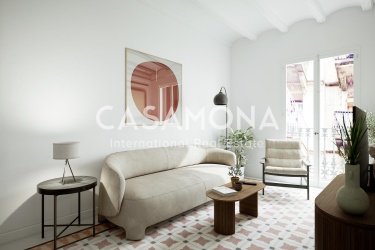 (SOLD) Fully Renovated 2 Bedroom 2 Bathroom Apartment in Barceloneta